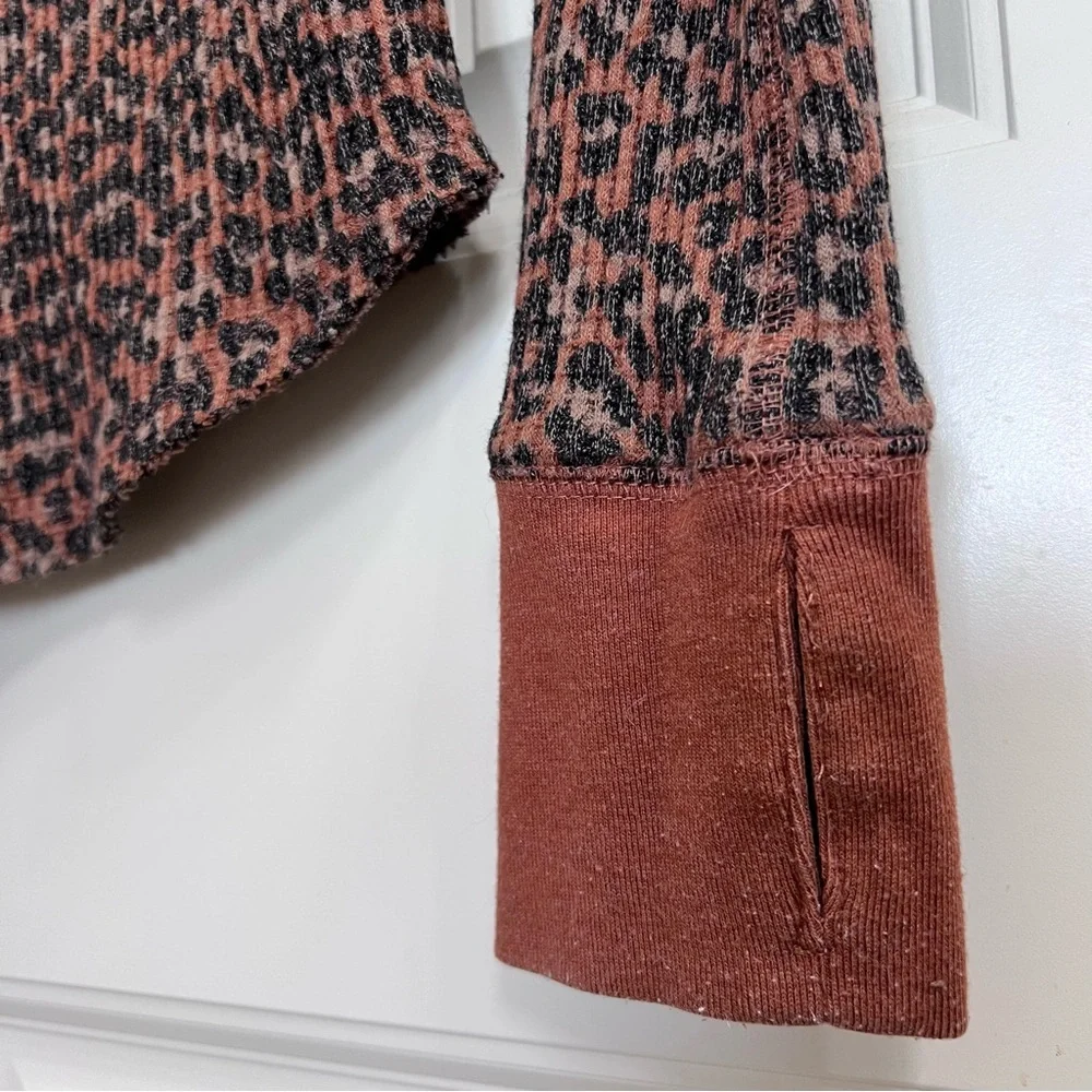 We The Free Everest Waffle Knit Henley Top in Brown Leopard Print, Size S - Picture 5 of 9